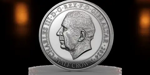 London Mint Office: III. Károly fél korona, gyertyafény makró